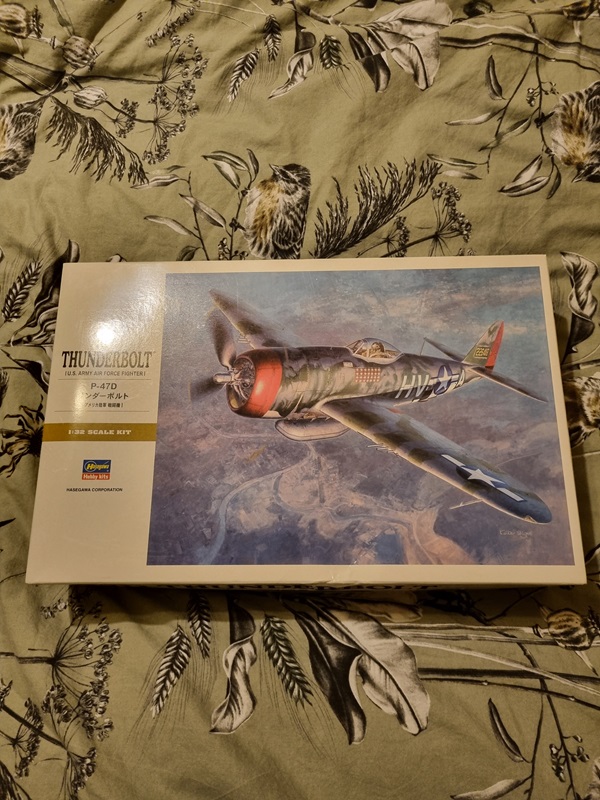 P-47D Thunderbolt - Hasegawa 1/32 P-47d_thunderbolt_32nd_box